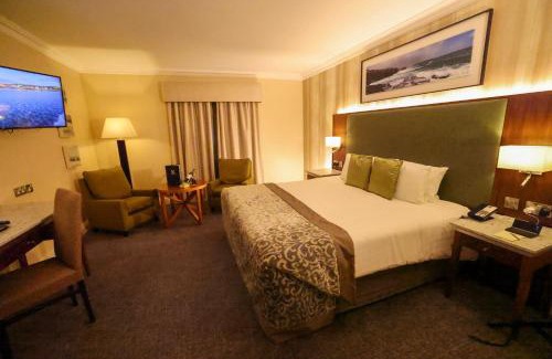 Lahinch Hotel | Vaughan Lodge Hotel