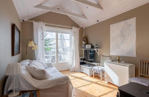 Vaxholm House | Vaxholm Seaview Cottage