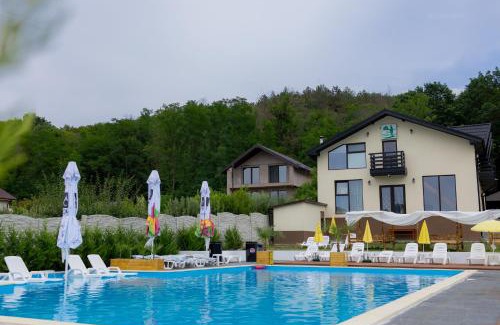 Vernesti Villa | Vaya Retreat