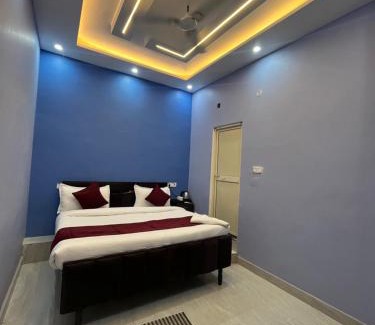 Mahipalpur Bed & Breakfast | Vedas Villa Ayodhya By Admiral Group Of Hotels