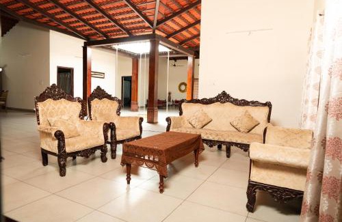 Hyderabad Villa | Vedika FarmsPool4BHKGazeboProjectorWi-Fi