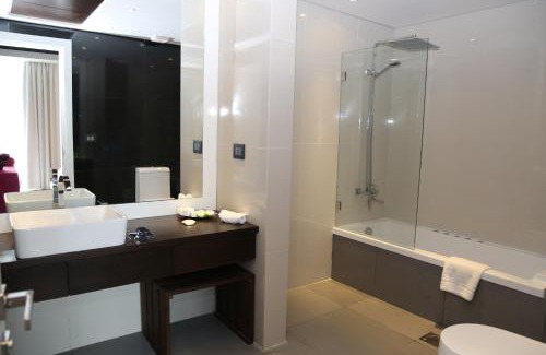 Zouq Mkayel Hotel | Veer Luxury Boutique Hotel & Beach Club