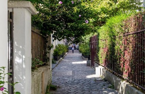 20th Arrondissement Apartment | Veeve - Cosy Gambetta
