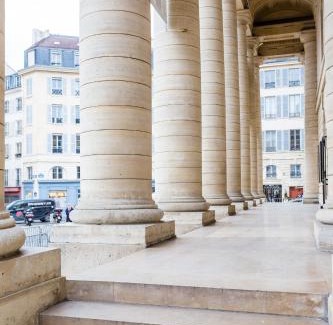 Odeon Apartment | Veeve - Latin Quarter Retreat