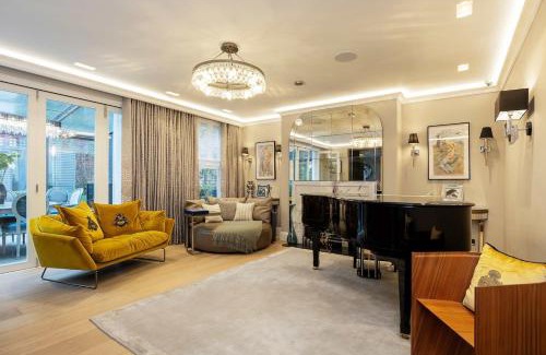 South Kensington House | Veeve - Lavish and Luxe