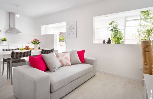 Santa Marinha Apartment | Vegan Top Floor Apartment- Porto and Douro Stunning Views