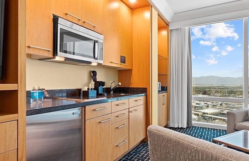 Las Vegas Apartment | Vegas Luxury Trump Tower Studio 2615