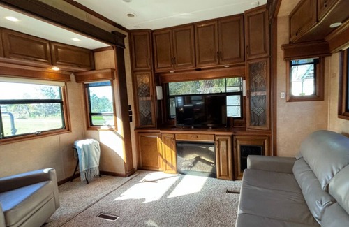 Dover House | Vegas Night Luxury Suit Cozy Stay