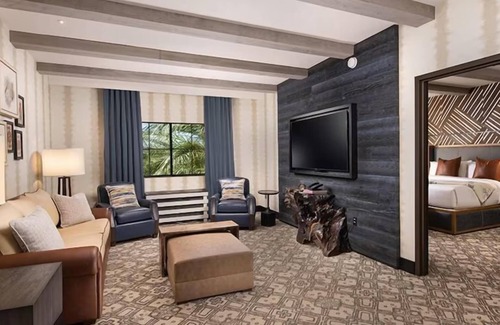 Enterprise Hotel | Vegas-Style Lodge with Fitness Center & Casino | Shuttle to Airport