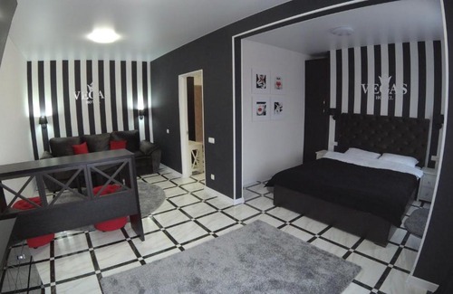 Heniches'k Hotel | Vegas
