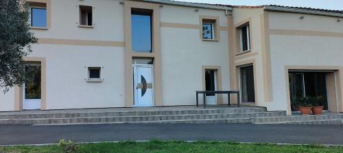 Blaye-les-Mines Bed & Breakfast | Vegetal jungle