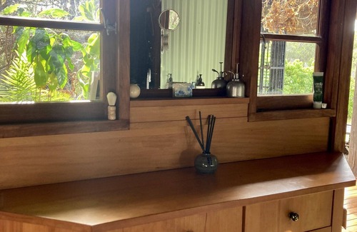 Bollier House | Vegetarian Retreat