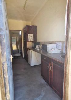 Emadlangeni House | Vegkop Gaste Huis - B&B
