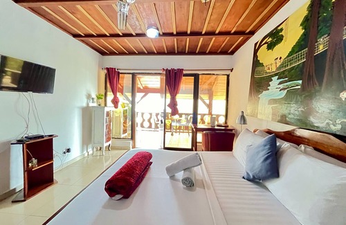 Akyinim Hotel | Veivaag Lodge