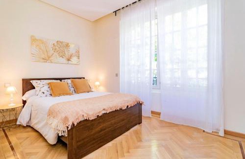 Castellana Apartment | Velazquez Suites