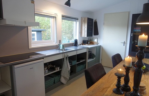 Giethmen Ski Chalet | Veldzicht, a spacious chalet between forest and field.