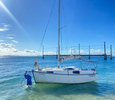 Aruanda Boat Rental | Veleiro Ventão