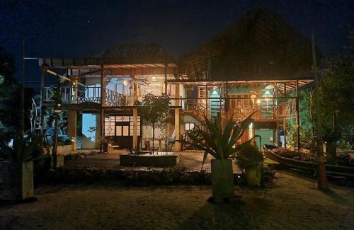 San Antero House | Veleta Playa Calao