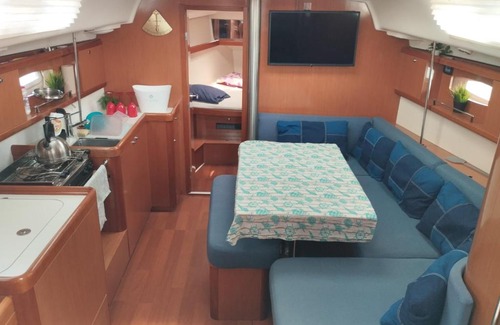 Arsa Boat Rental | Velier Santa Maria
