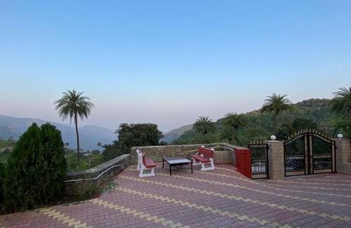 Abu Road Villa | Velly view bungalow