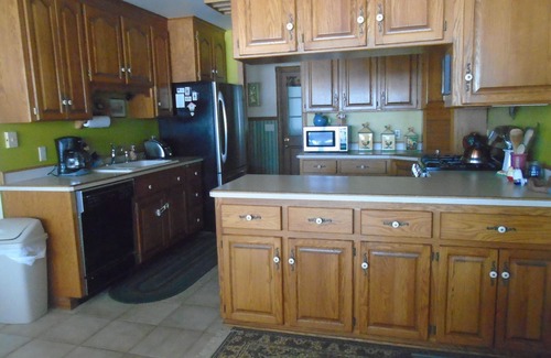 Crosslake House | VELVET SPRINGS Farmhouse on 6 Acres/300 Feet of Private Lakeshore (free pontoon