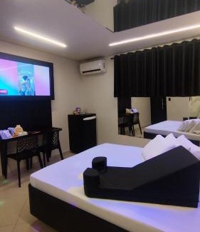 Zona Leste Apartment | Vem Para o - Motel Marselha 2