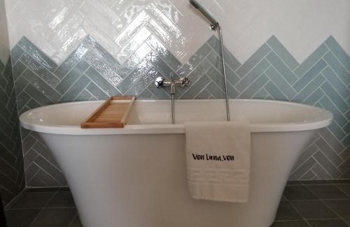 Casas del Castanar House | VEN LUNA, VEN Casa-SPA Astroturismo rural TR-CC-00361