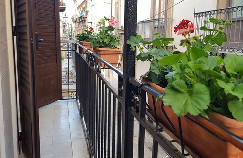 Albergheria Apartment | Venere Apartment Sole