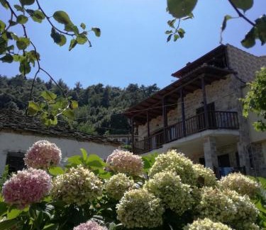 Potamia Apartment | Venetia's Stone House
