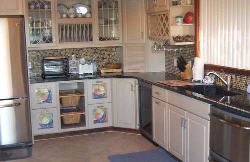 Venetian Shores House | Venetian Tropics weekly Pvt home w/heated Pool, 3 bedroom/70ft dock w/canal