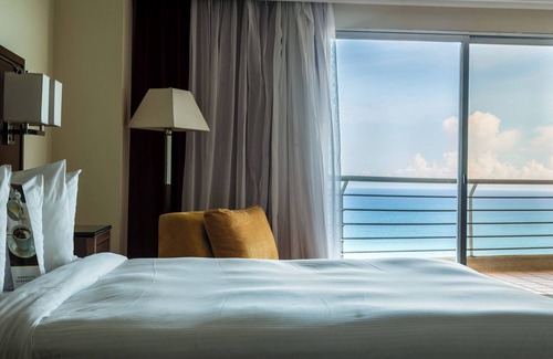 Catia La Mar Hotel | Venezuela Marriott Hotel Playa Grande