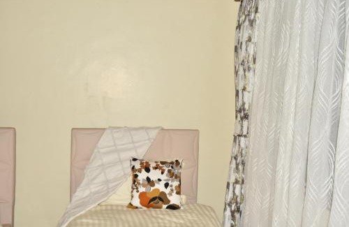 Langata Bed & Breakfast | Venia Place