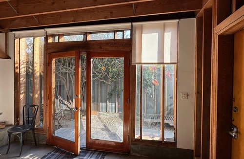 Venice House | Venice beach- Great architecture- Steps to sand - monthly rental