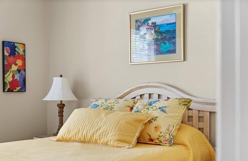Sawgrass House | Venice Florida Pool Home for Rent Available until 12/31/2023. Paradise Found