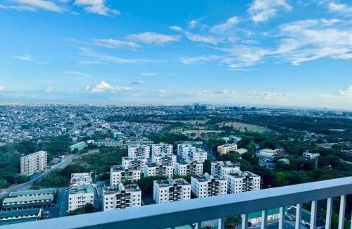 Pinagsama Apartment | Venice IG-Worthy , Netlfix Getaway walking distance to Mall