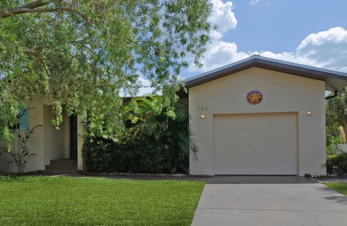 Golden Beach House | Venice Island, Golden Beach, 40' Pool, Walk to Private Gulf Access