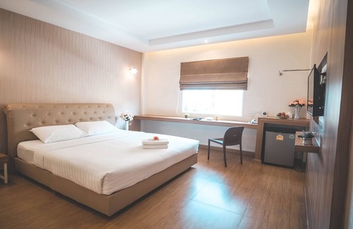 Lat Sawai Hotel | Venice Resort