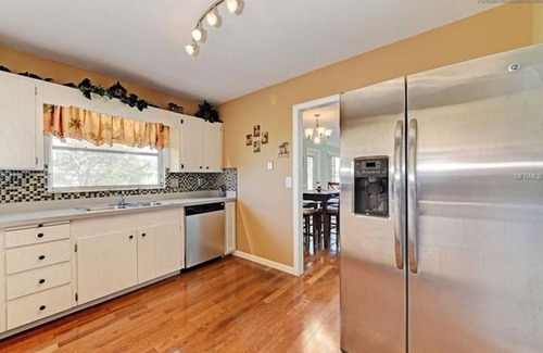 Venice Gardens House | Venice Vacation Rental with backyard lakefront