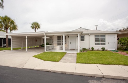 Golden Beach Apartment | Venice Villas * Unit #45