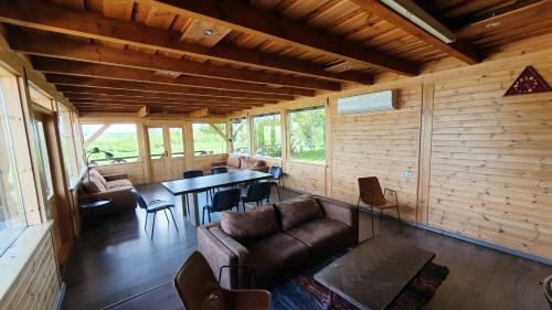 Kurzeme House | Ventas - viesu māja un laivu noma