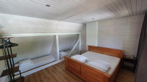 Kurzeme House | Ventas - viesu māja un laivu noma
