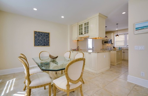 Ventnor City House | Ventnor City Retreat ~ 1 Block To Boardwalk!