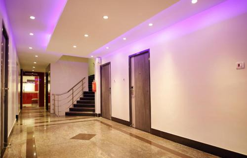 Thoraipakkam Hotel | Venture Park, OMR, Thoraipakkam, Chennai