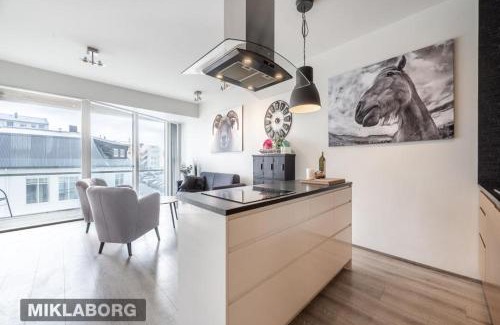 Vesturbær Apartment | Venture Vacation-King bed, central apartment with free parking