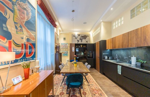 Vizivaros Apartment | Venus Apartments - The Actor's Den