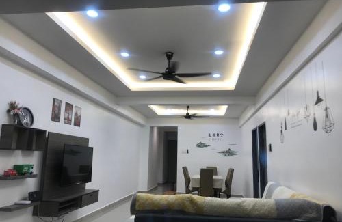 Sitiawan Apartment | Venus Hollywood Homestay Sitiawan