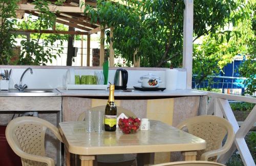 Karolino-Bugaz House | Veranda