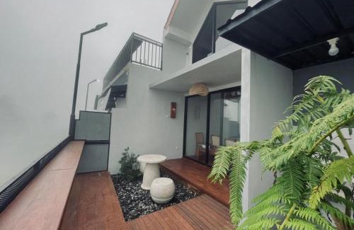 Banjarasri Cabin | Verandah Glamping Villa Mangli