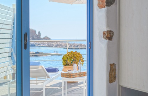 Khora Sfakion Apartment | Veranta luxury suite at Sfakia village, south west Crete island.