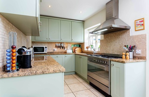 Hillside House | Verdant Vistas, by Veeve